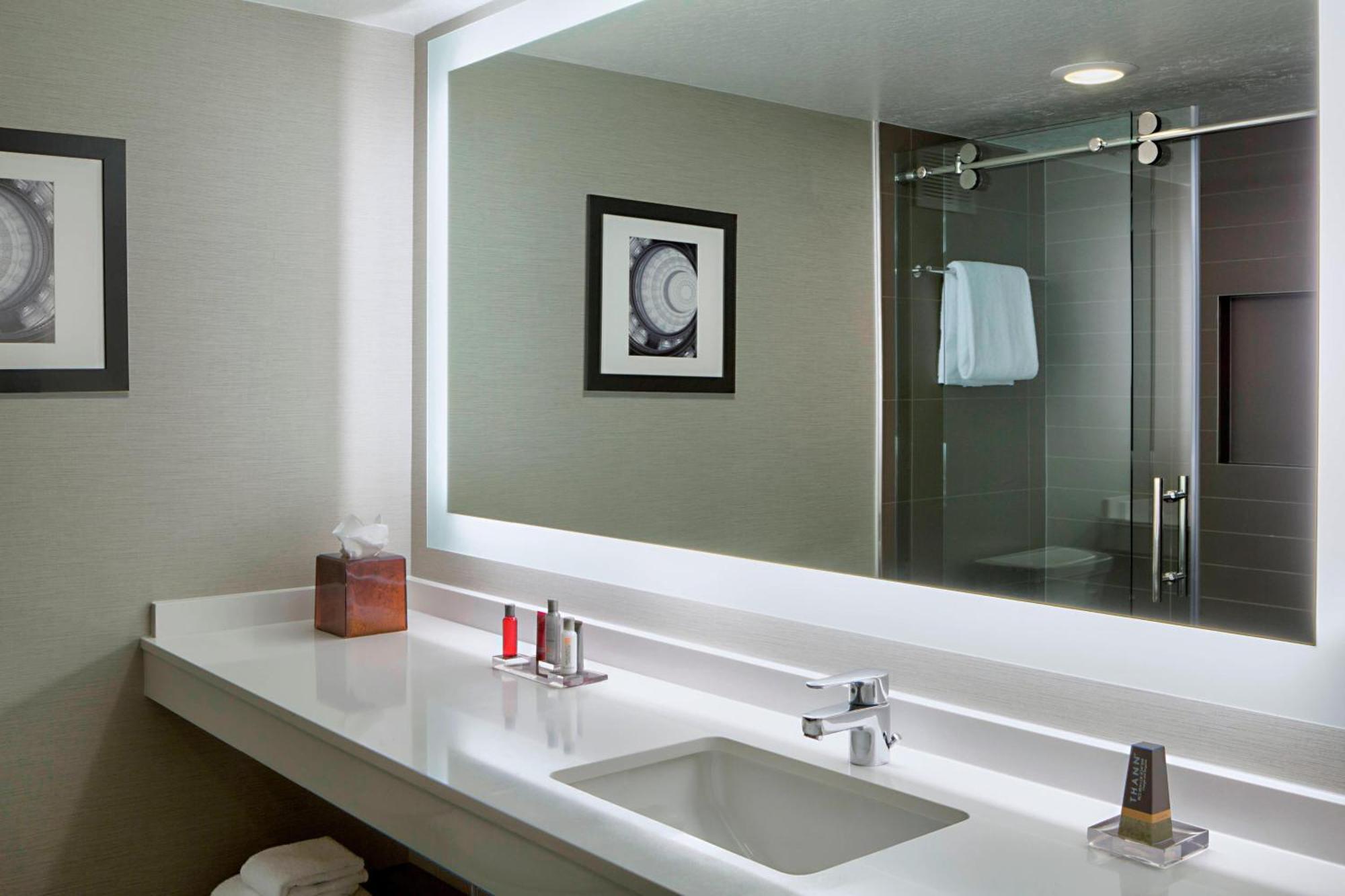 Houston Marriott South At Hobby Airport Hotel Bagian luar foto