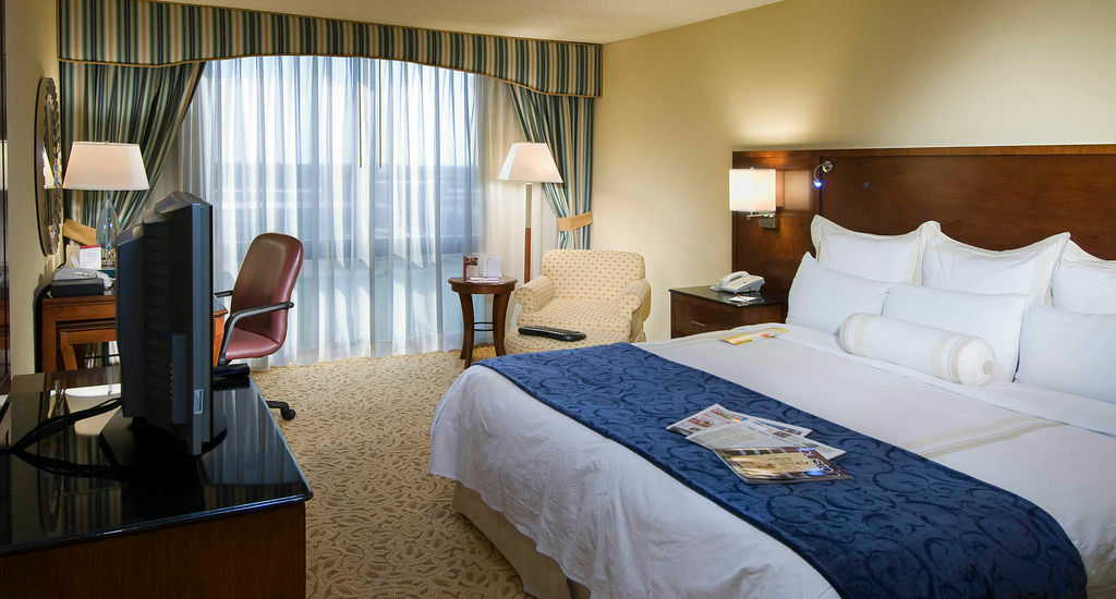 Houston Marriott South At Hobby Airport Hotel Bagian luar foto